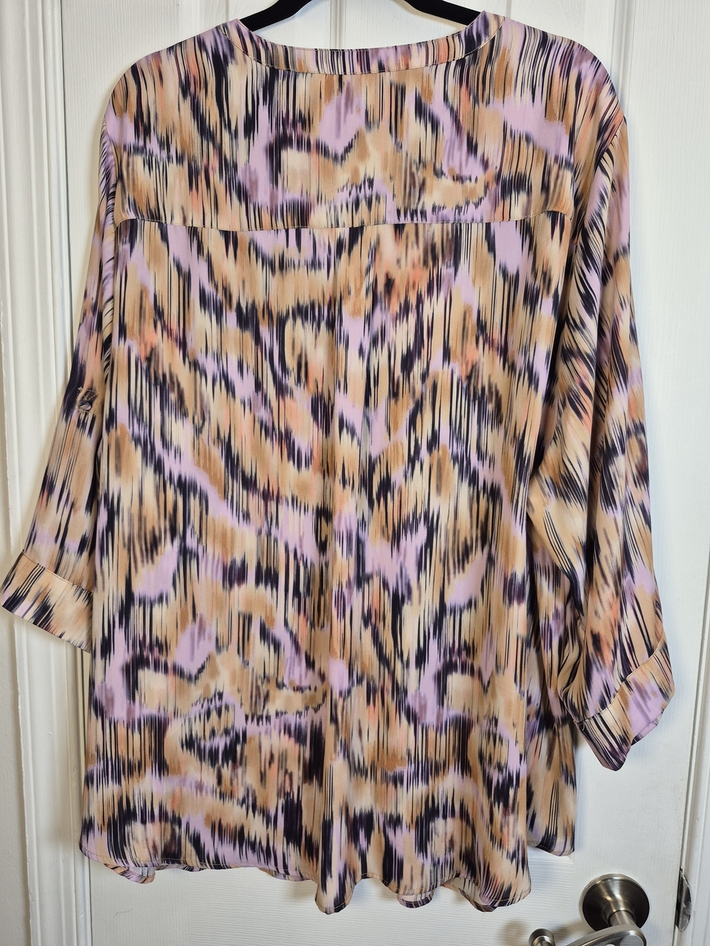 Torrid Harper Georgette Blouse 3/4 Roll-Tab Sleeve Multicolor Ikat Plus Size 4 - Picture 3 of 8
